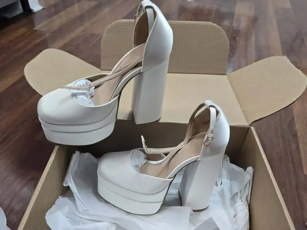 Dream Pairs these satin